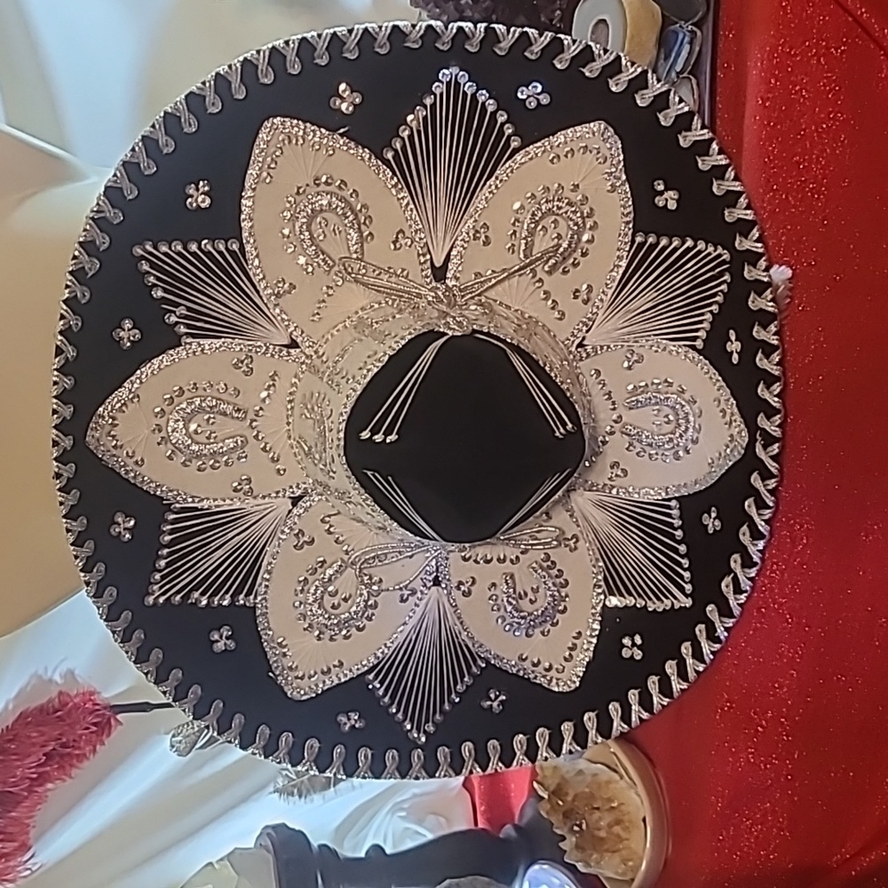 Hecho made in Mexico sombrero. New